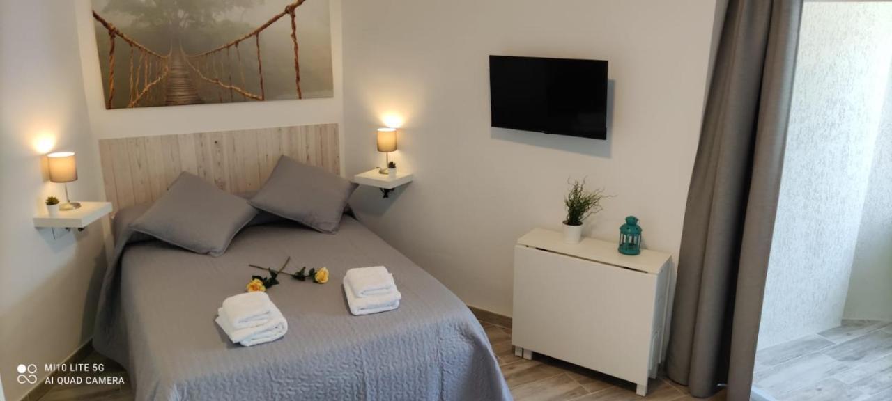 Estudio En Benalbeach, Vistas Mar, Primera Linea Playa 베날마데나코스타 외부 사진