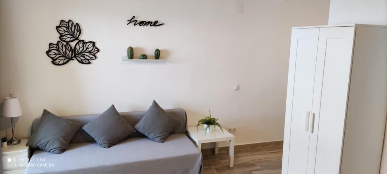 Estudio En Benalbeach, Vistas Mar, Primera Linea Playa 베날마데나코스타 외부 사진